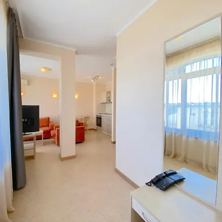Royal Sun - Private - Sunny Slantchev Briag